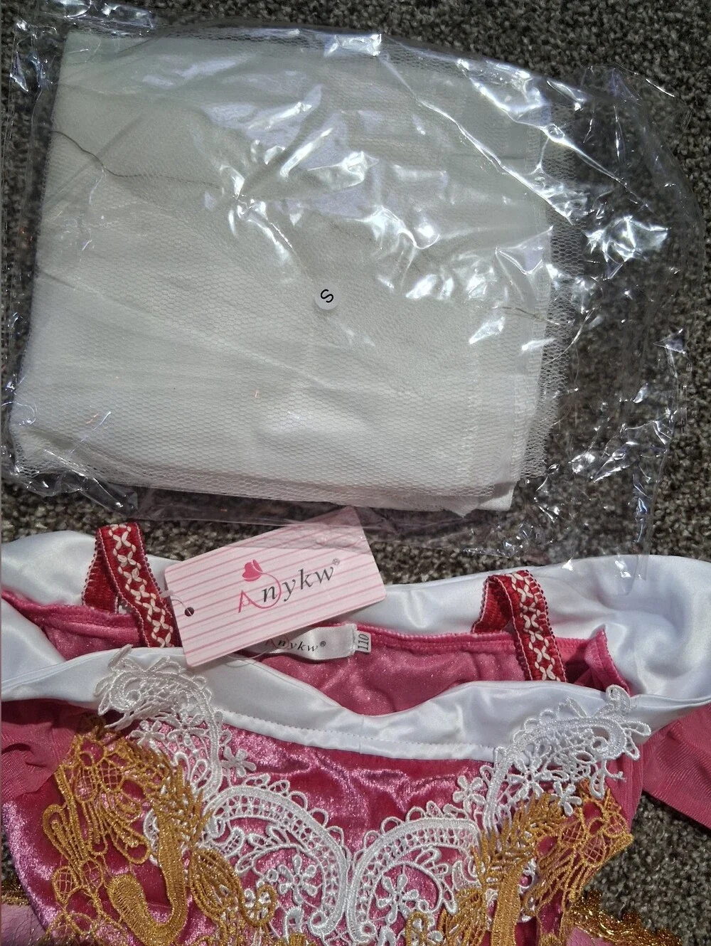 Anykw charming pink